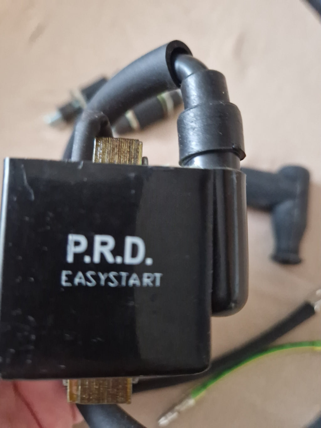 PRD E16 - Zündspule mit 30 cm Zündkabel, Kabelschuh und Befestigung NEU