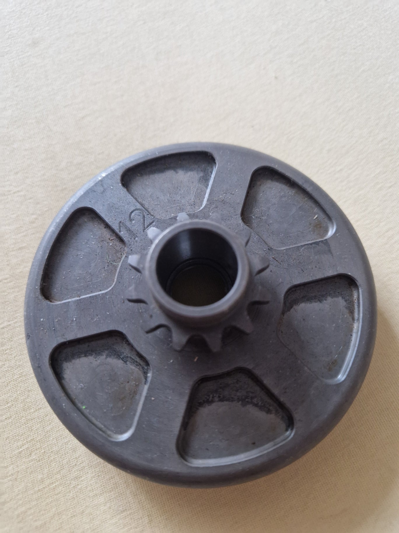 original TM Mini Kupplungsglocke mit Ritzel Z12