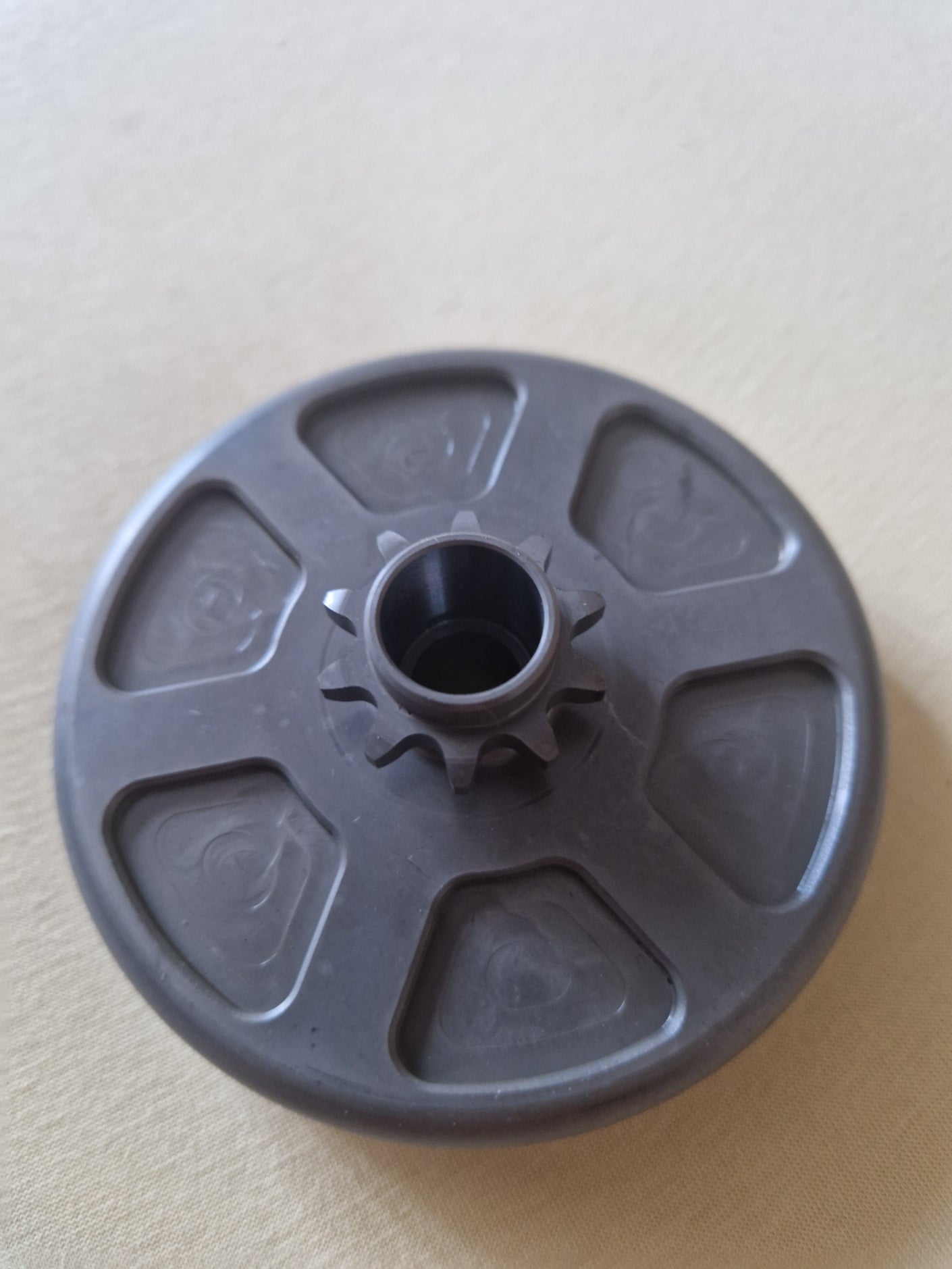 original TM Mini Kupplungsglocke mit Ritzel Z10 TM Nummer: 35569.1
