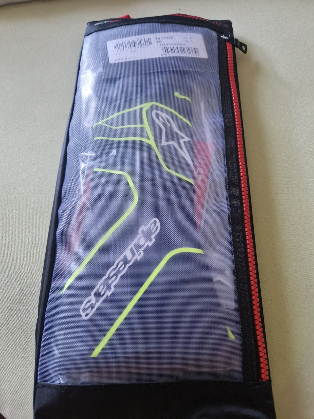 Alpinestars Tech-1 Race V2 Handschuhe schwarz/ gelb FIA Größe L